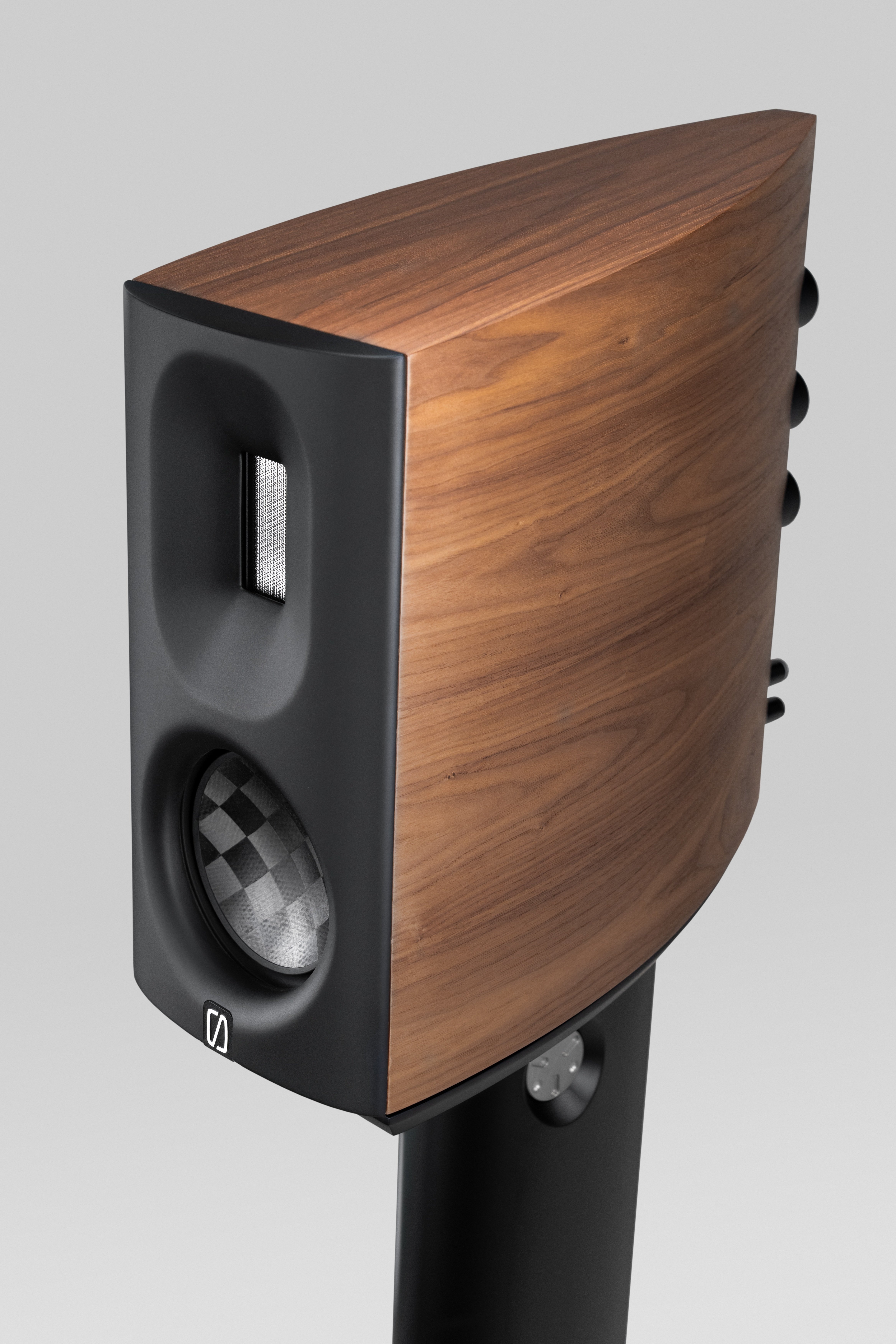 Vanaf nu te beluisteren bij Ohm-Audio BV : De nieuwe Børresen Acoustics A-series !