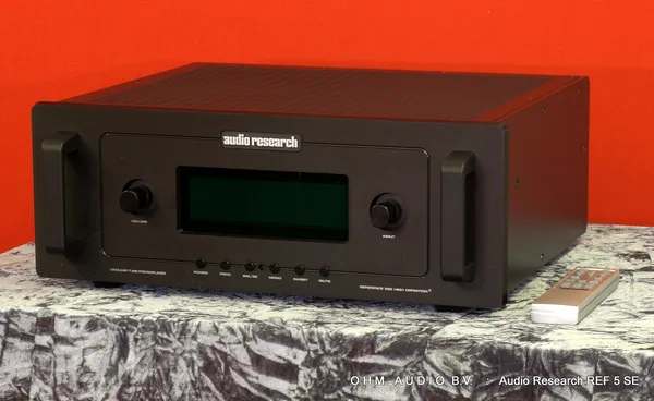 Audio Research REF 5 SE, Schwarz, Wie neu : Verkauft in die Niederlande