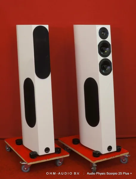 Audio Physic Scorpio 25 Plus + in High Gloss White : Sold to The Netherlands