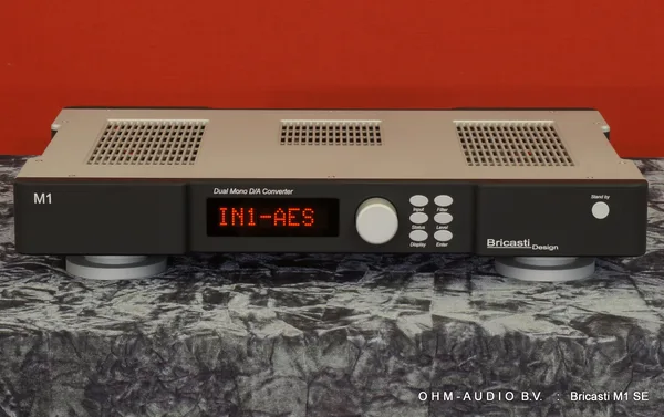 Bricasti M1 Special Edition DA Converter / Pre Amplifier, PCM en DSD, 32bit 384KHz Sold