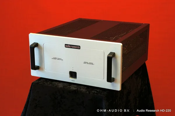 Audio Research HD-220 : Sold to Switserland