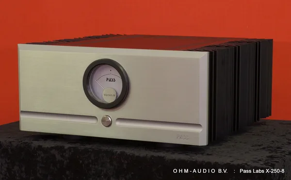 Pass Labs X-250.8 Stereo Endstufe : Verkauft in die Niederlande