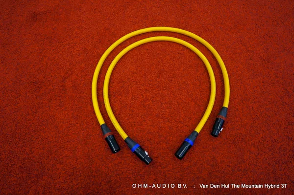 Van Den Hul The Mountain Hybrid 3T, XLR kabel 0.80 m : Sold to Switserland
