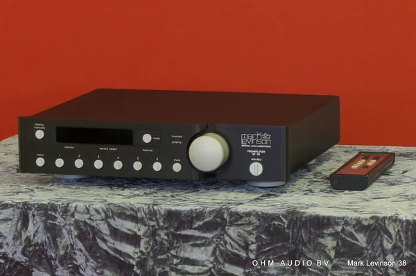 Mark Levinson 38 Reference Balanced Preamplifier, like new : Sold to the Netherlands