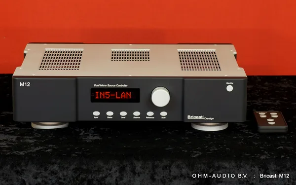 Bricasti M12 MDx Dual Mono DA Converter / Vorverstärker / Streamer, Roonready : Ausverkauft