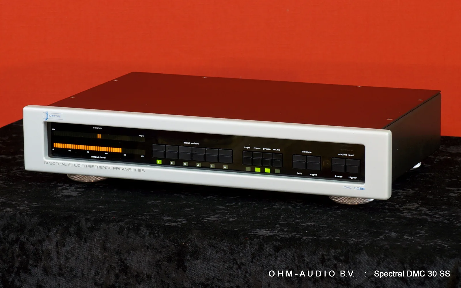 Spectral DMC-30 SS Reference Balanced Preamplifier : Vendu en Allemagne