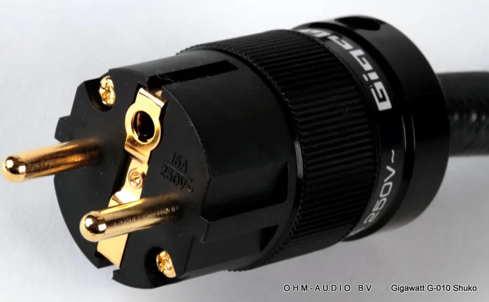 Gigawatt G-010, NL Schuko Connector, Available in Nickel Plated, Gold Plated or Rhodium Plated
