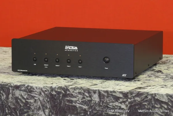 Metrum Acoustics Hex NOS DA Converter avec Option AES/EBU : VENDU