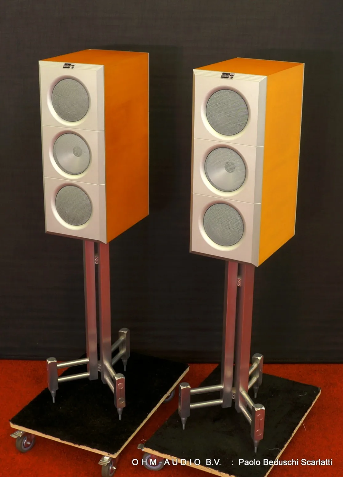Paolo Beduschi Scarlatti Luidsprekerset, Inclusief Stands : SOLD to the Netherlands