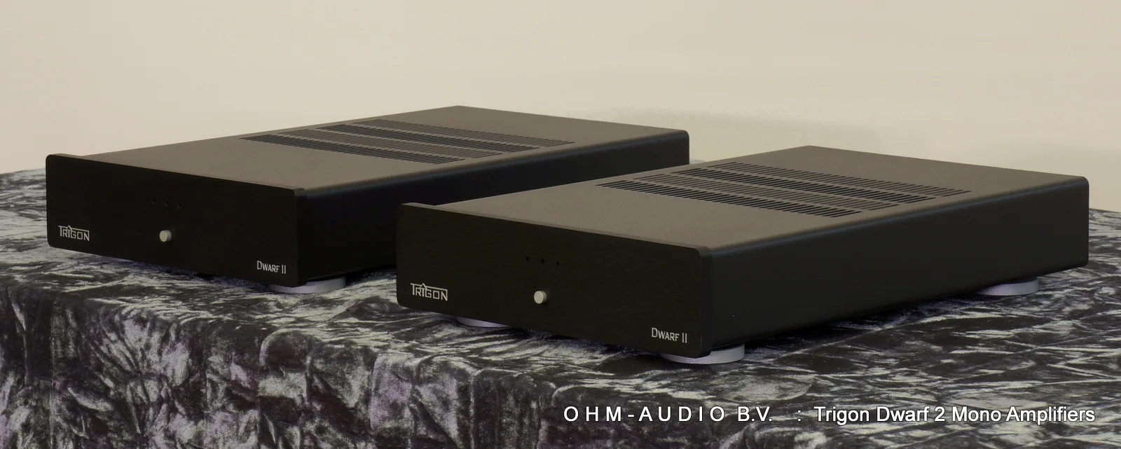 Trigon Dwarf 2 Monoblocs, avec Trigon Volt 1 Powercords : Vendu aux Pays-Bas