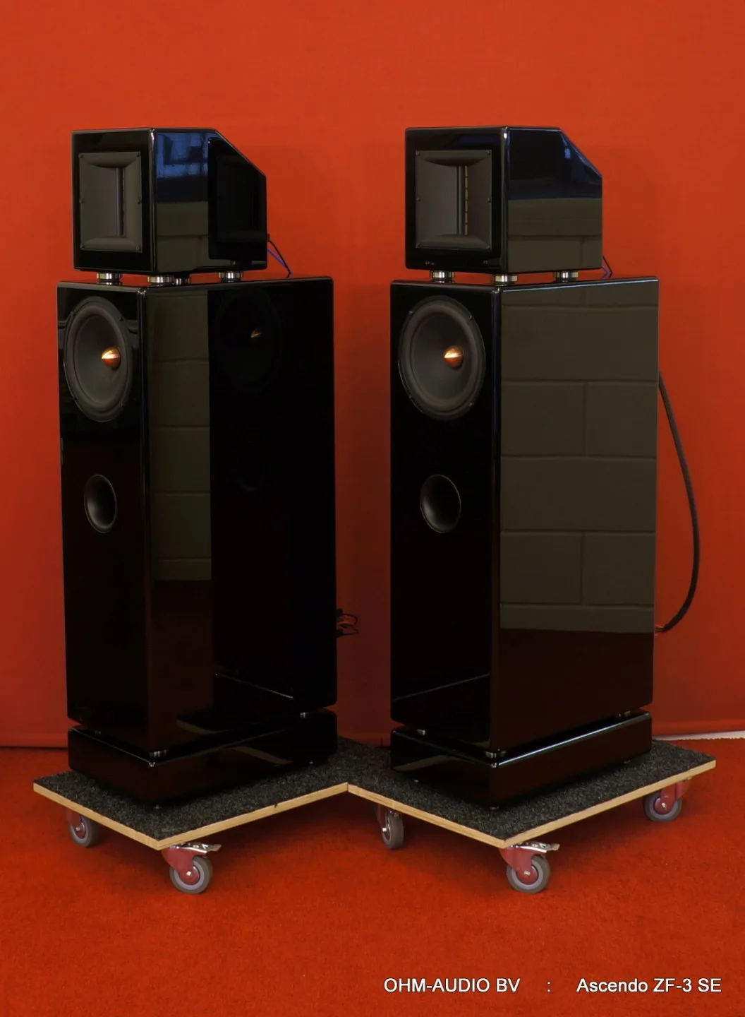 Ascendo ZF-3 SE Luidsprekerset, Pianolak Zwart, nieuwstaat en compleet : SOLD