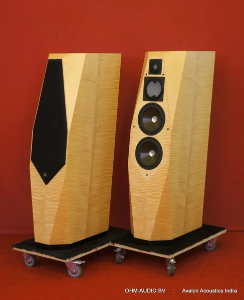 Avalon Acoustics Indra in absolute mint condition, Curly Maple : Sold to the Netherlands