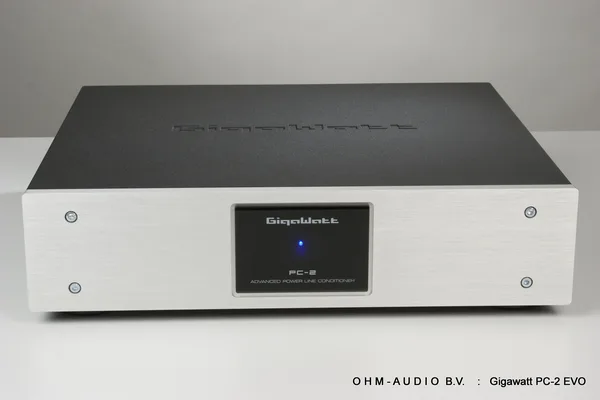 Gigawatt PC-2 Evo, Zilver, met LC3 MK3 Powercord en DC Blockerboard, Nieuw in doos, SALE.