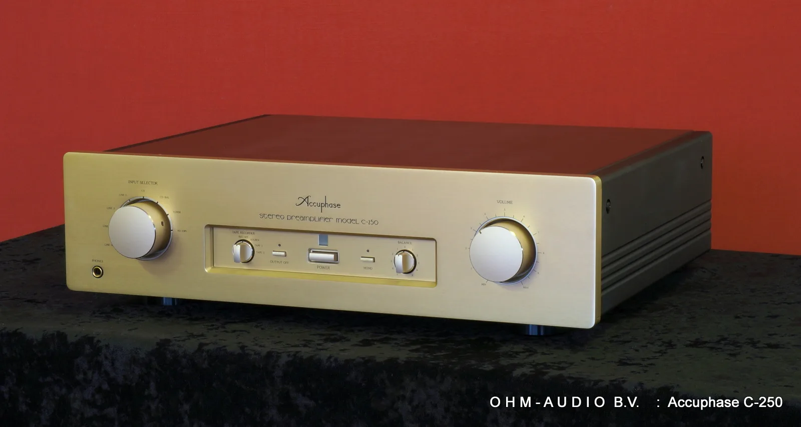 Accuphase C-250 + ingebouwde AD-250 Phono Module : Sold