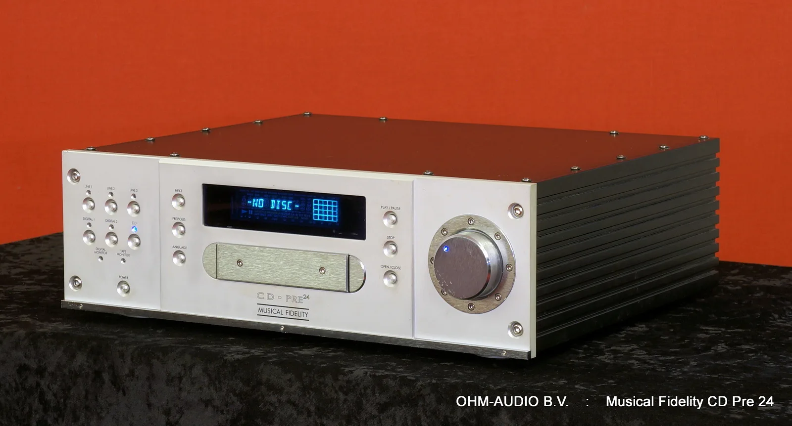 Musical Fidelity CD-Pre 24, CD Player / DAC / Analog Preamplifier, New Laser : SOLD to Belgium
