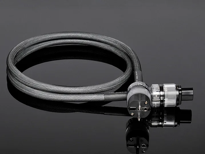 Gigawatt LC-2 Evo Top Line Powercord
