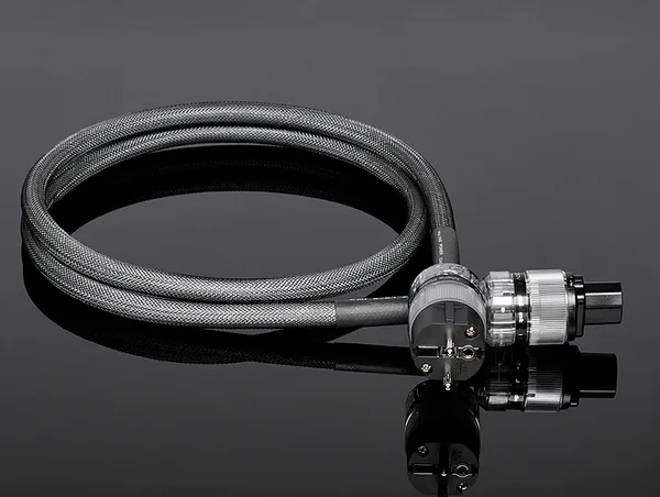 Gigawatt LC-2 Evo Top Line Powercord