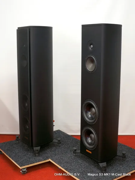 Magico S3, M-Cast Black, Nieuwstaat Inclusief Originele Verpakking & Accessoires : SOLD