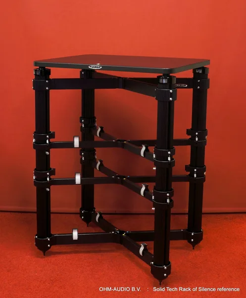 Solid Tech Rack of Silence 4 Reference avec accessoires optionnels, État neuf : Vendu