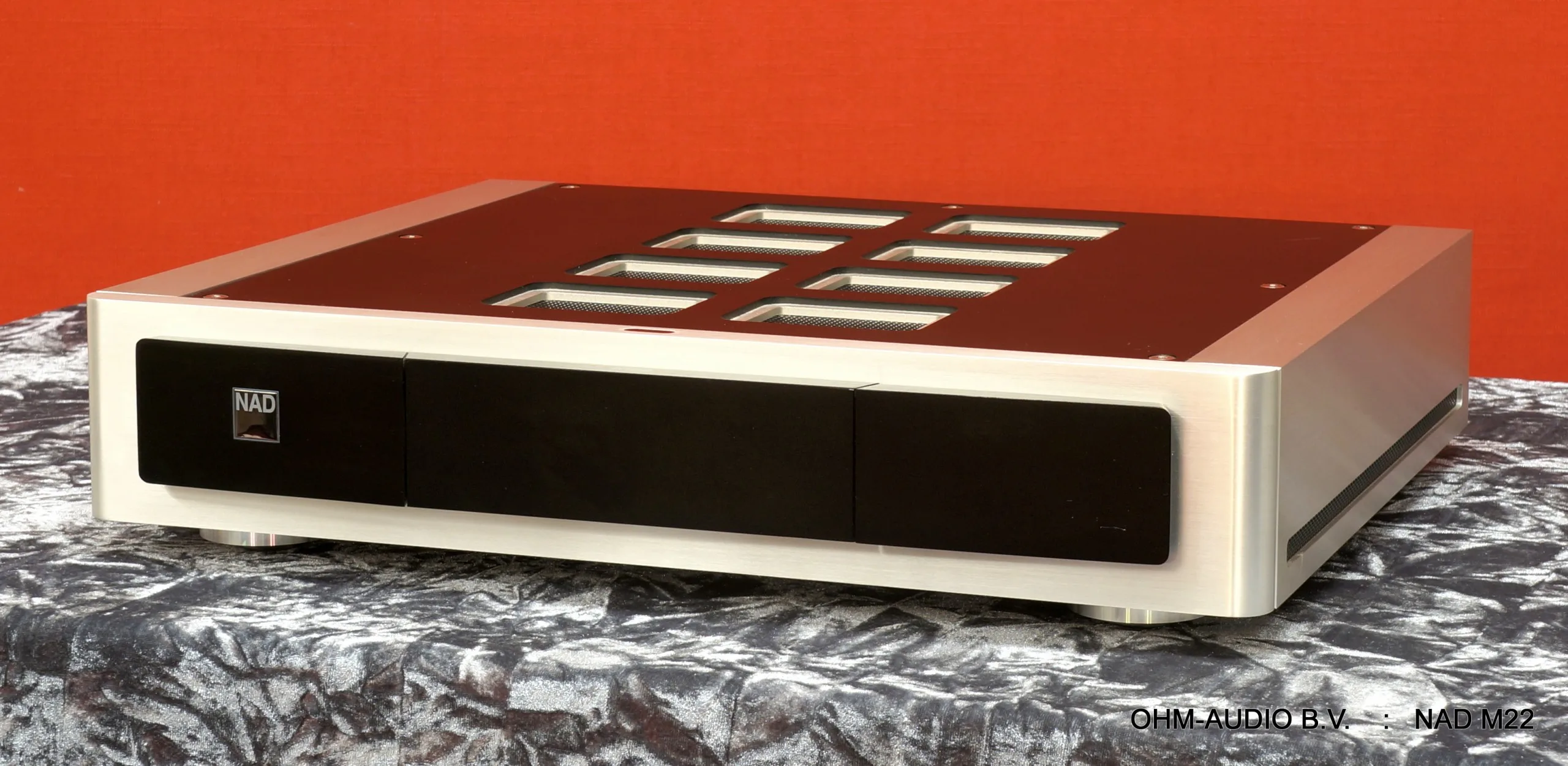 Amplificateur de puissance NAD M22, Incluant l'emballage d'origine et les accessoires : SOLD to Belgium