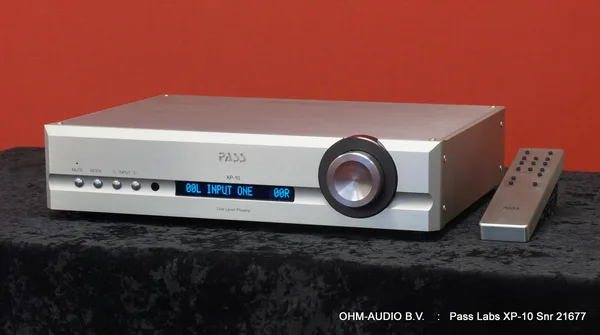 Pass Labs XP-10 Préamplificateur Équilibré, très bon état et complet : Vendu
