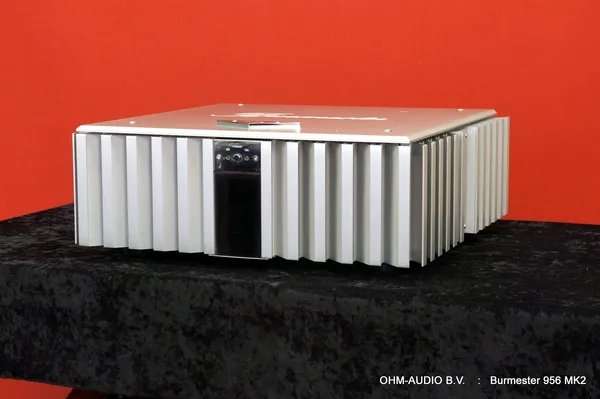 Burmester 956 MK2 Stereo Eindversterker, Aluminium Silver : Sold