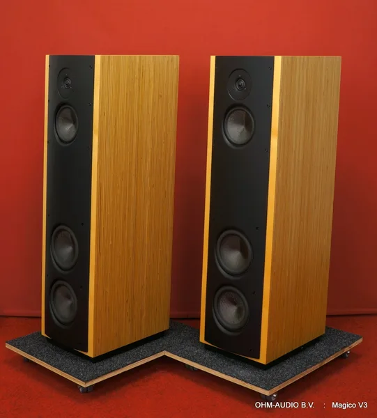 Magico V3 Loudspeaker Set, complete with case and all accessories : Sold