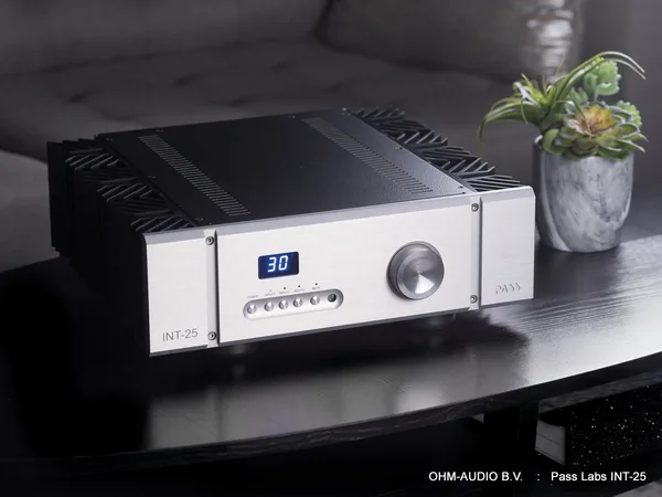 Pass Labs INT-25, Amplificateur Intégré Classe A : VENDU