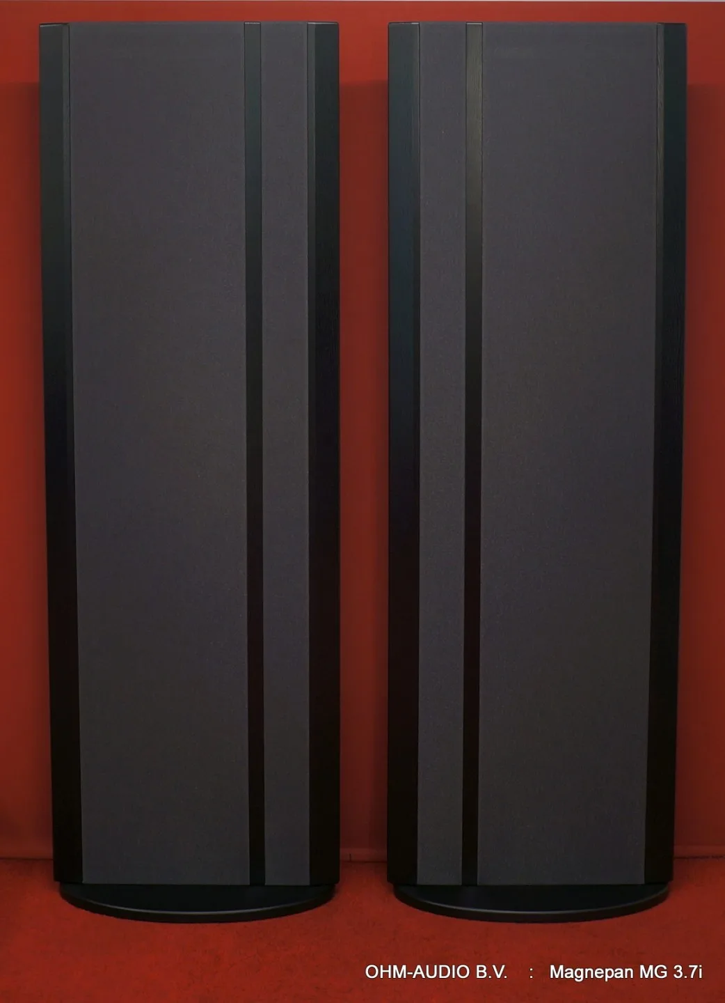 Magnepan 3.7i, Noir/Anthracite, État neuf et complet : Vendu