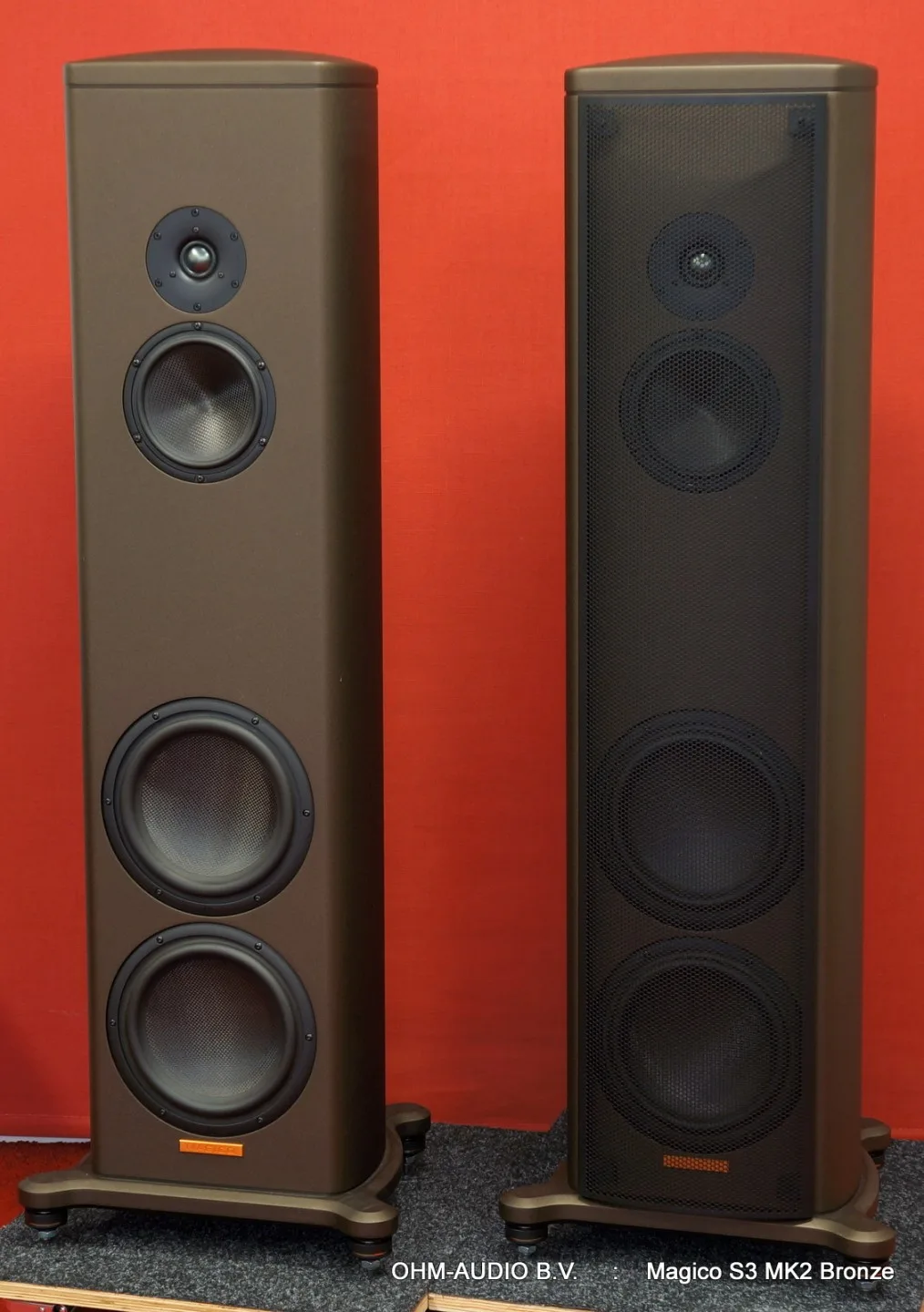 Magico S3 MK2, M-Cast Bronze + SPod Floor Coupling worth € 4,195.00