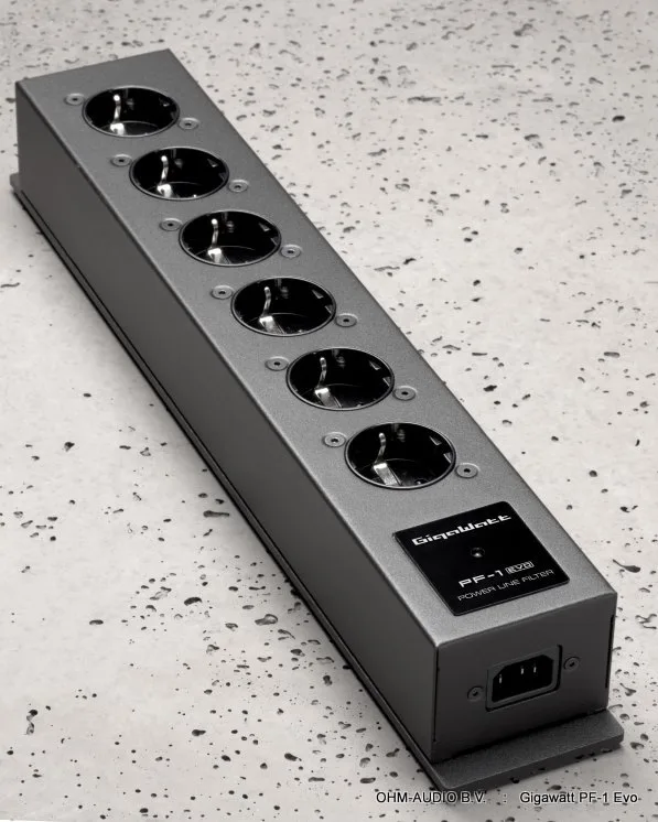 Gigawatt PF-1 Evo, Multiprise Filtrée Haut de Gamme, Comprenant Gigawatt PowerSync 1,5 Mètre : SOLDE