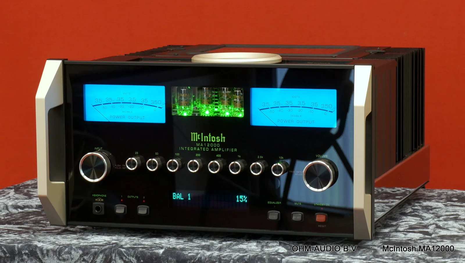 McIntosh MA12000, Amplificateur Intégré Avec Convertisseur D/A Intégré