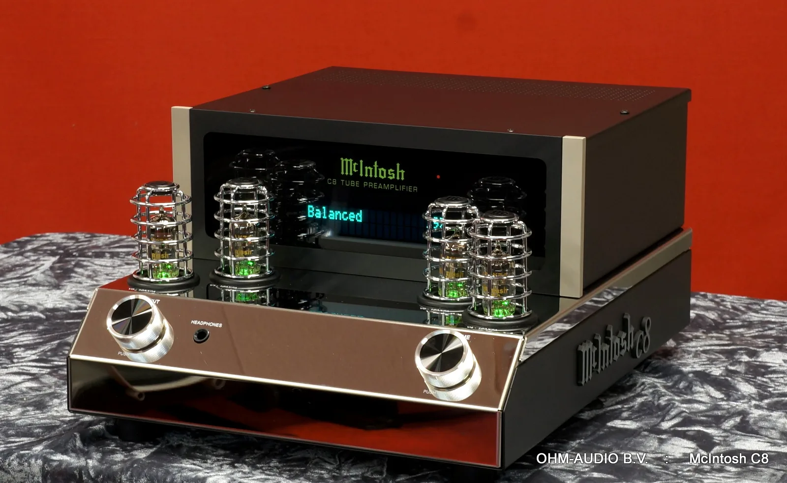 McIntosh C8, Ausgeglichener Röhren-Vorverstärker