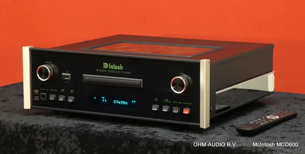 McIntosh MCD600, Lecteur CD/SACD Haut de Gamme avec Entrées Numériques et Contrôle de Volume
