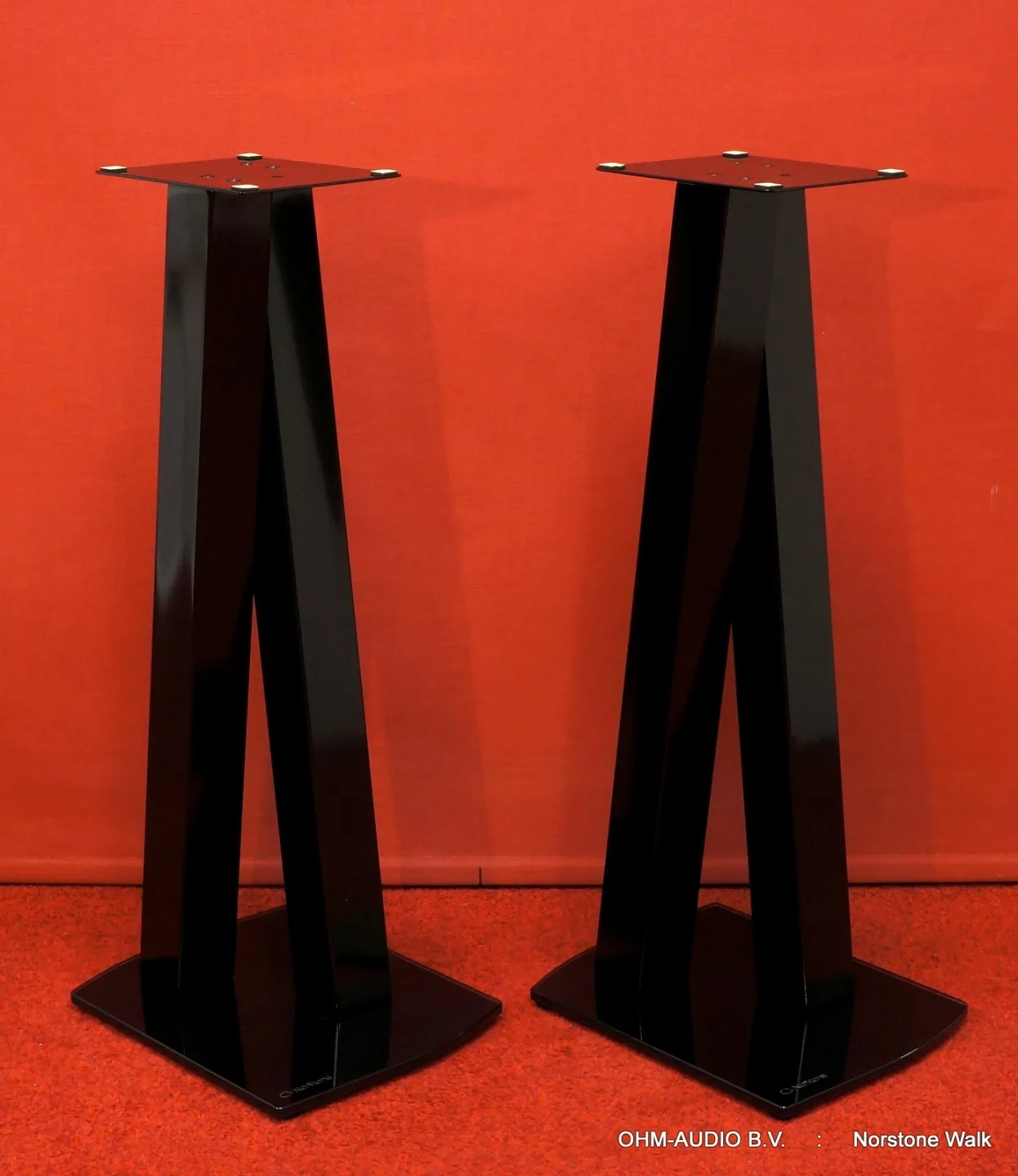 Norstone Walk, Eleganter Lautsprecherständer, Hochglanz Schwarz