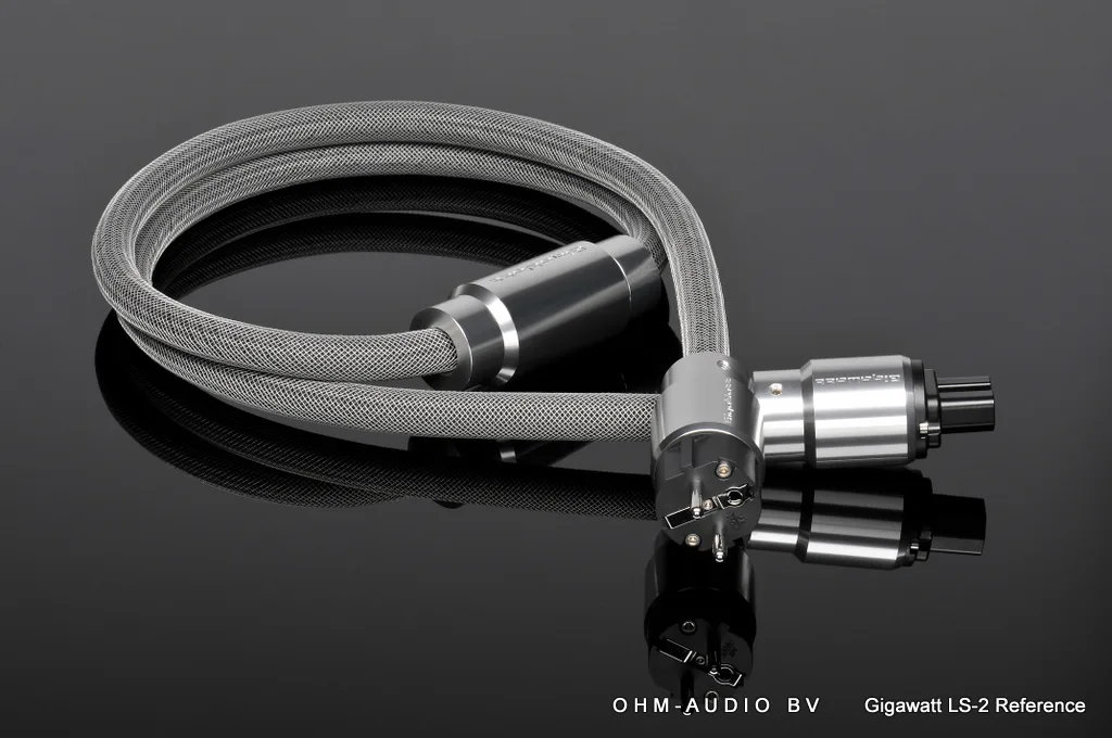 Gigawatt LS-2 MK3, 32a PowerCon Connector, 1.50 m, Like New, DEMO : SOLD