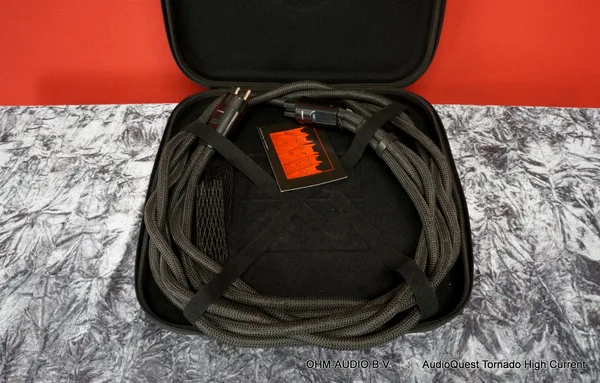 AudioQuest Tornado High Current Powercord, 2.0 Meter, Inclusief Originele Verpakking
