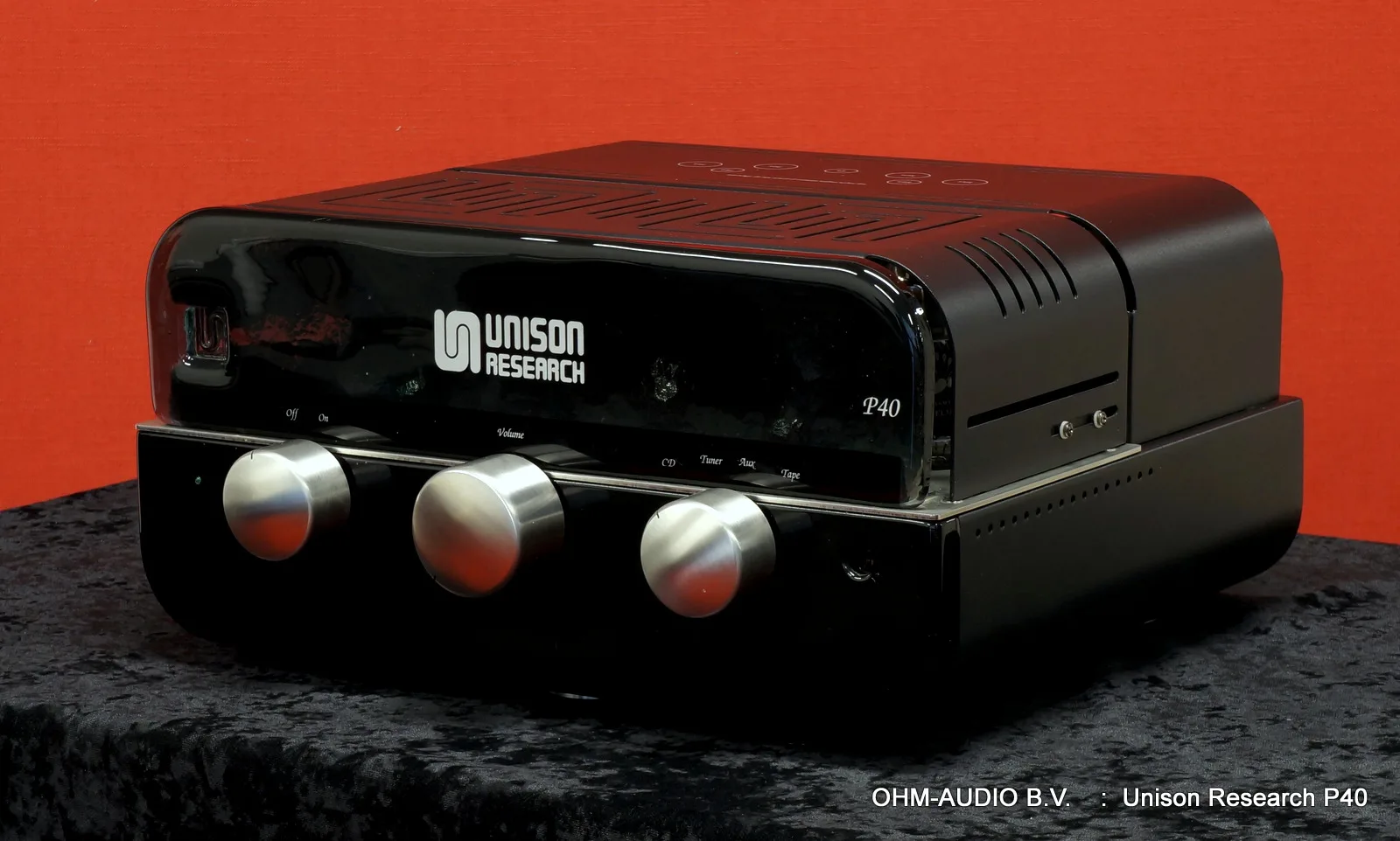Unison Research P40, Geïntegreerde Buizenversterker, 2 x 40 Watt, Inclusief Remote : SOLD