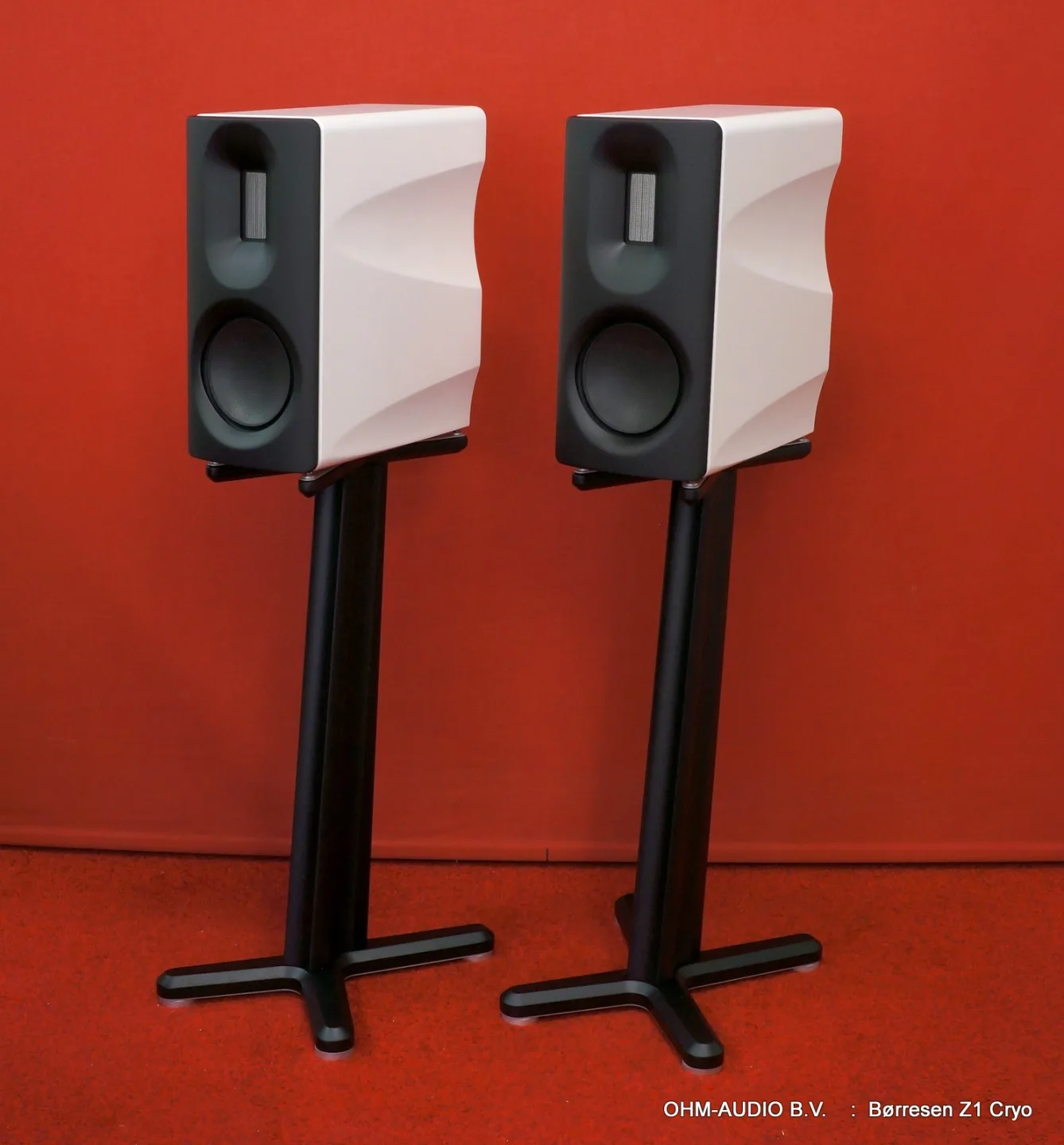 Borresen Z1 Cryo, Satin White, 2-Wege Standlautsprecher Inkl. Ständer : DEMO Ausverkauf