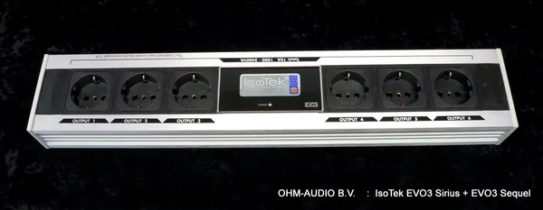 Isotek EVO3 Sirius incluant Isotek EVO3 Sequel Cordon d'Alimentation, Bloc Secteur avec Filtrage : VENDU