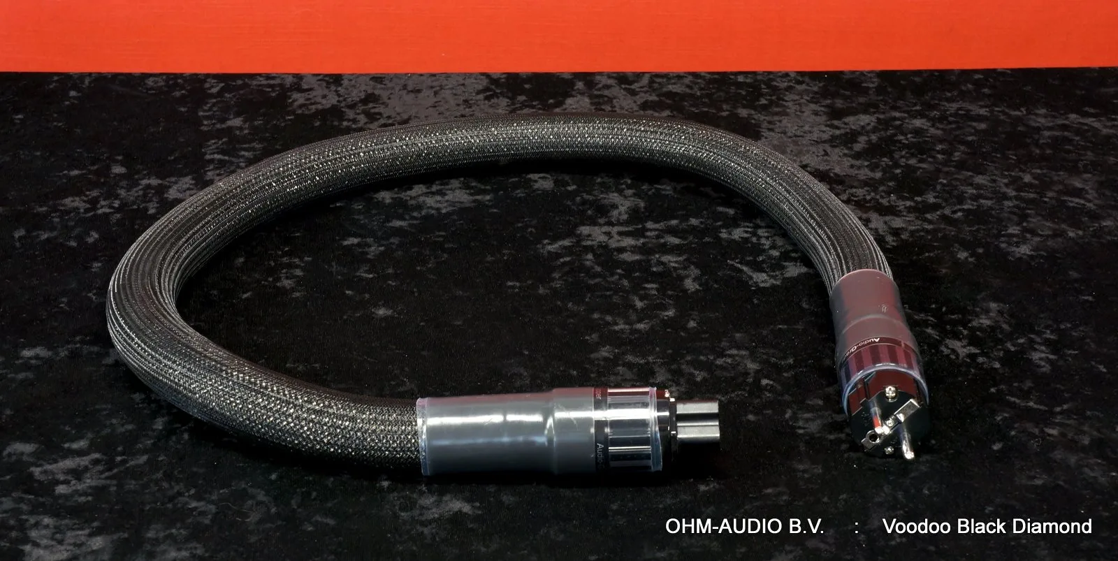 VooDoo Cable Black Diamond Powercord, 1.0 Meter, Nieuwstaat, Inclusief OVP : SOLD