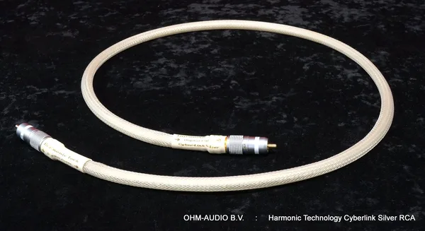 Harmonic Technology CyberLink Silver, Mono Crystal Digital Interlink, RCA, 1.0 Meter : SOLD
