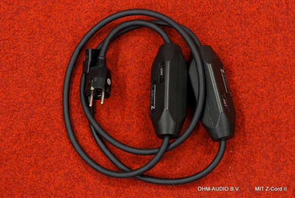 MIT Z-Cord II, High-End Stromkabel mit Filterung, 2,0 Meter : SOLD