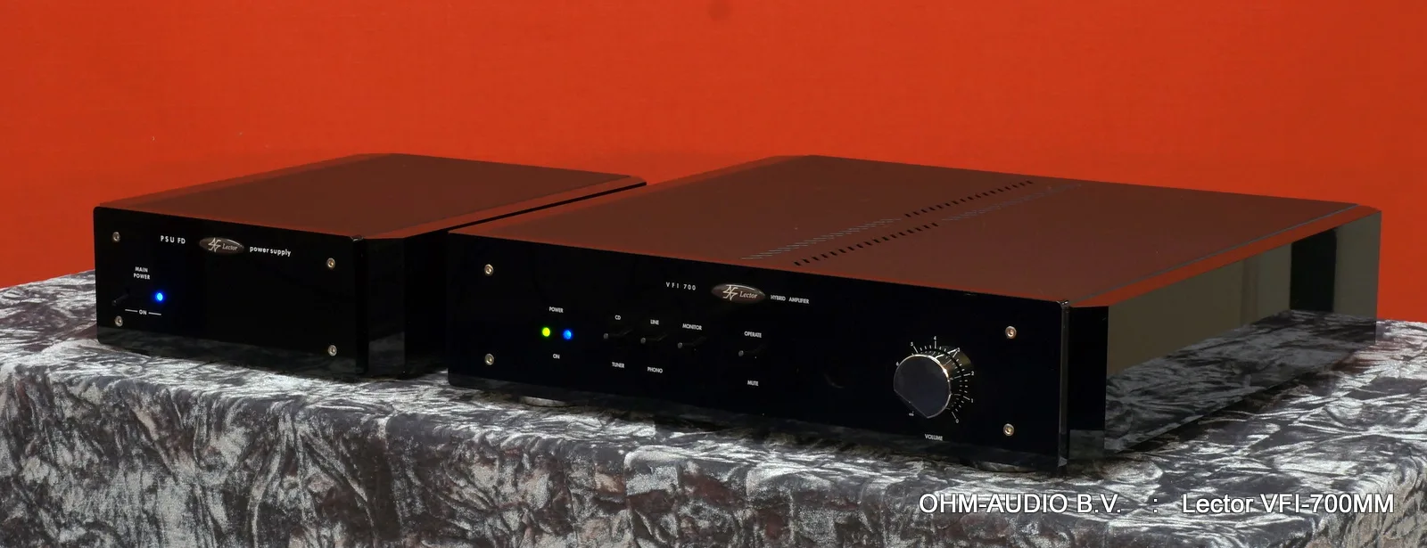 Lector Audio VFI-700, Integrierter Verstärker mit Röhren-Phono-Vorverstärker & externer Stromversorgung