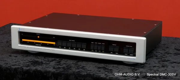 Spectral DMC-30SV (Super Veloce), Reference Preamplifier, Like New, Incl. OVP : SOLD