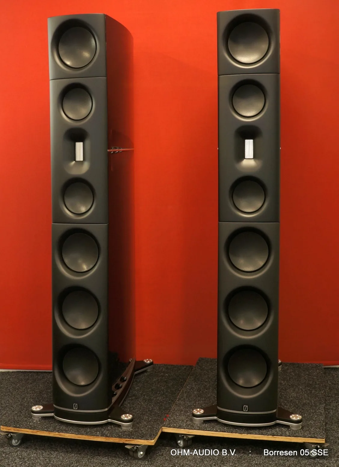 Borresen Acoustics 05 Silver Supreme Edition, High Gloss Black : Nieuw / Demo