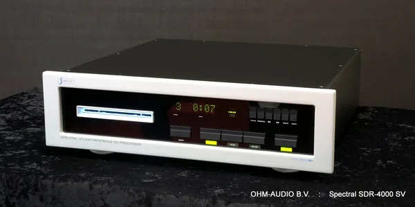 Spectral SDR 4000 SV, Reference CD Player, NL Import, neuwertig und komplett : VERKAUFT