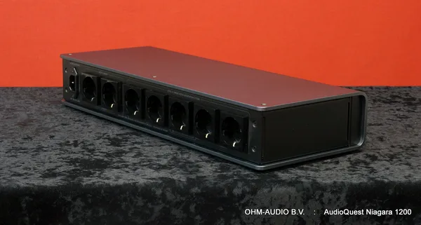 AudioQuest Niagara 1200, Occasion, Nieuwstaat, Inclusief Originele Verpakking : SOLD