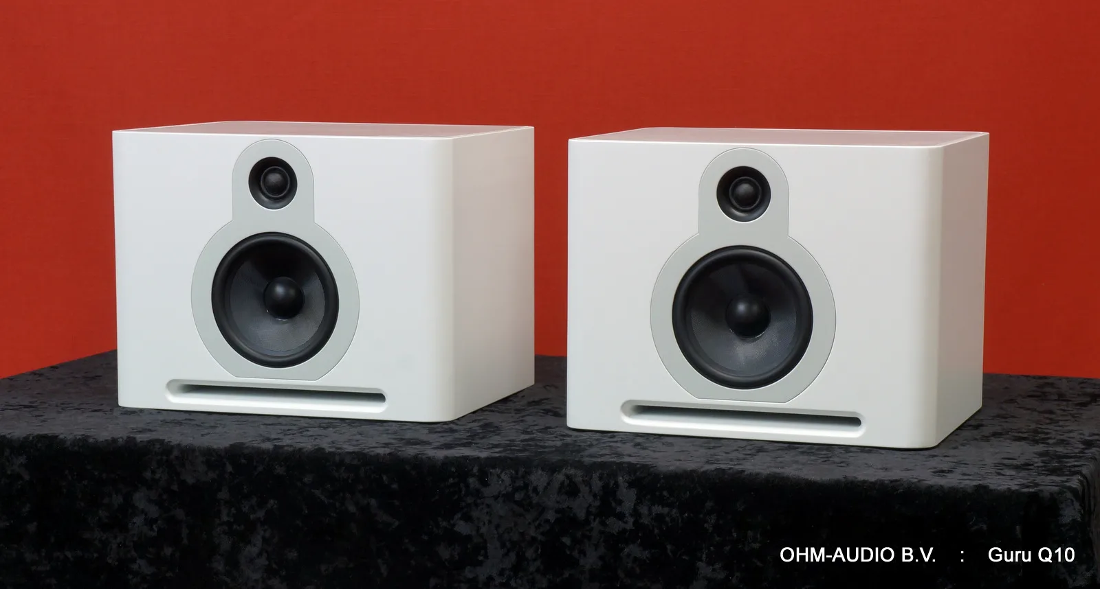 Guru Q10, Matte White, Occasion, Nieuwstaat, Inclusief Originele Verpakking : SOLD