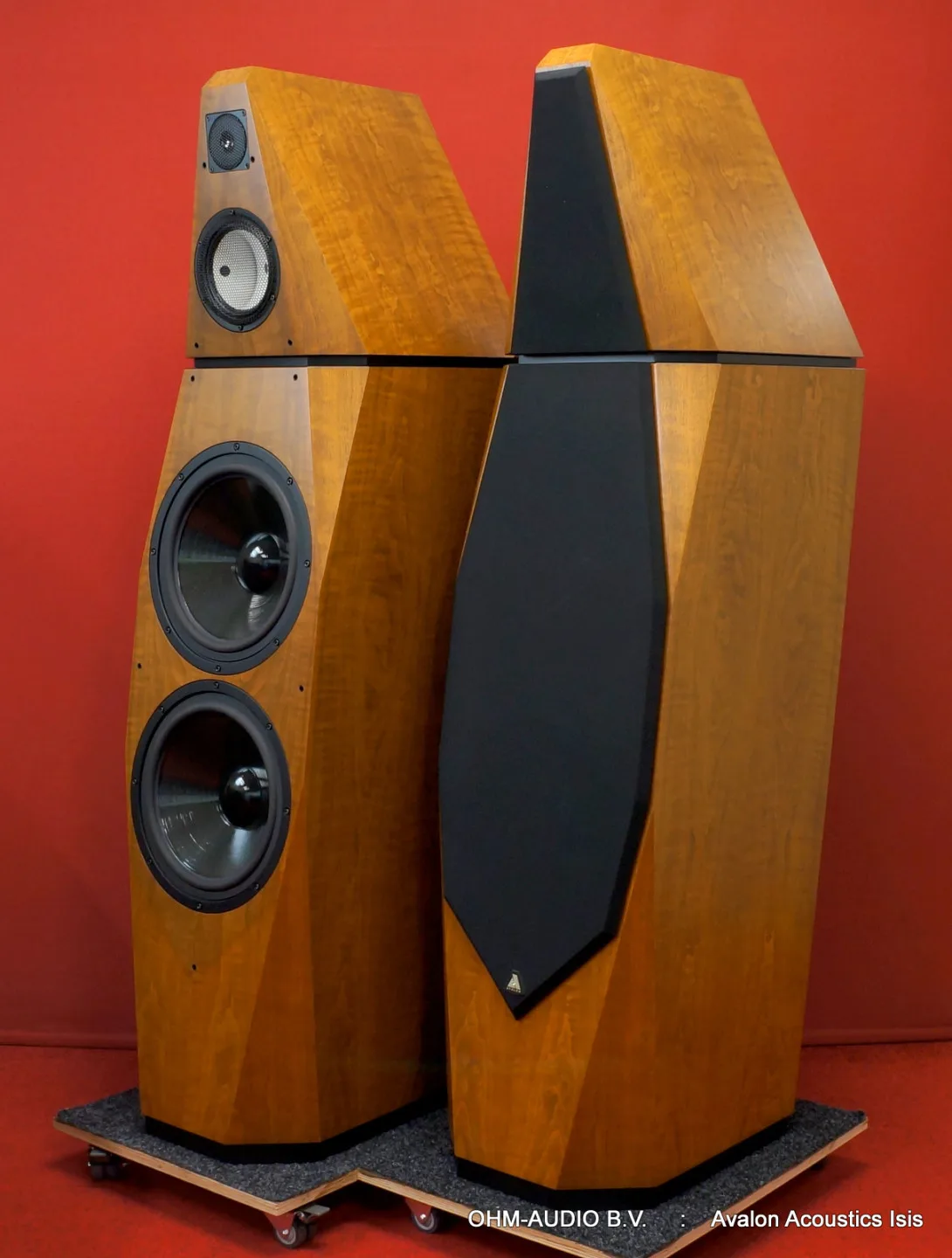 Avalon Acoustics Isis, Chilled Walnut, Neuzustand und Komplett : VERKAUFT